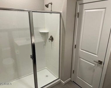 22416 W Kimberly Drive - Photo Thumbnail 3