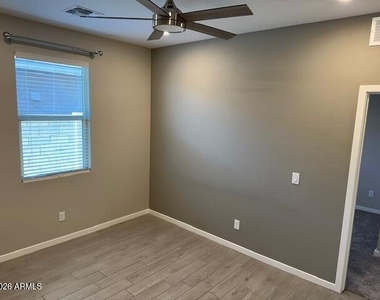 22416 W Kimberly Drive - Photo Thumbnail 18