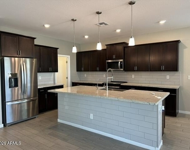 22416 W Kimberly Drive - Photo Thumbnail 15
