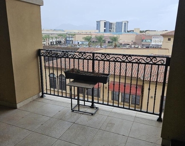 7181 E Camelback Road - Photo Thumbnail 5