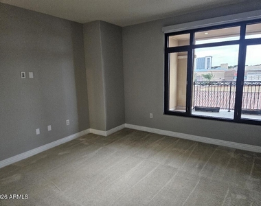 7181 E Camelback Road - Photo Thumbnail 17