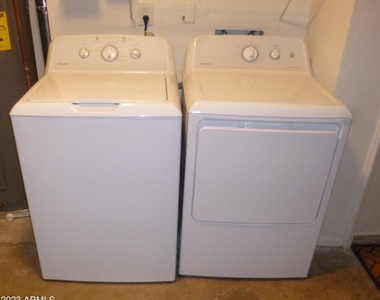 9515 W North Lane - Photo Thumbnail 12