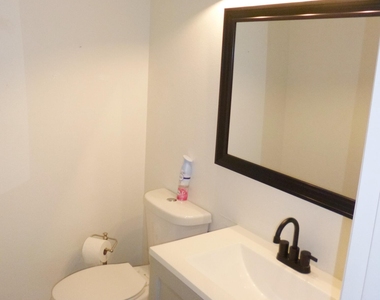9515 W North Lane - Photo Thumbnail 8