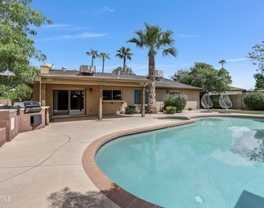 5909 E Marilyn Road - Photo Thumbnail 23