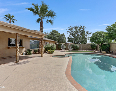 5909 E Marilyn Road - Photo Thumbnail 22