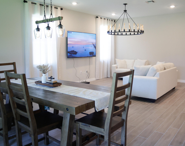 2071 Nw Golden Oak Trail - Photo Thumbnail 2