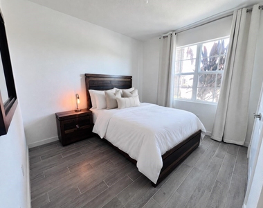 2071 Nw Golden Oak Trail - Photo Thumbnail 8