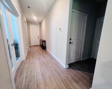 2071 Nw Golden Oak Trail - Photo Thumbnail 13