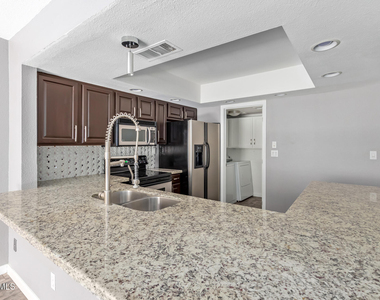 4601 N 73rd Street - Photo Thumbnail 14