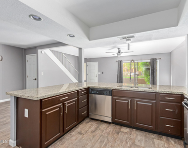 4601 N 73rd Street - Photo Thumbnail 10