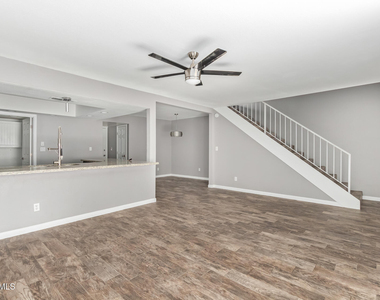 4601 N 73rd Street - Photo Thumbnail 7