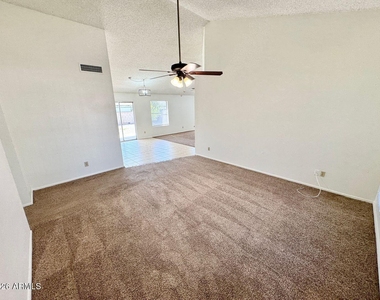 6951 W Cheryl Drive - Photo Thumbnail 6