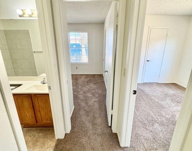 6951 W Cheryl Drive - Photo Thumbnail 24