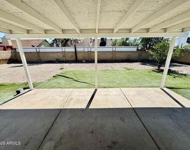 6951 W Cheryl Drive - Photo Thumbnail 32