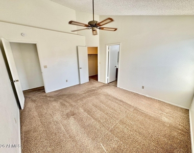 6951 W Cheryl Drive - Photo Thumbnail 19