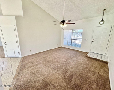 6951 W Cheryl Drive - Photo Thumbnail 9