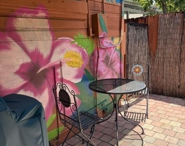 17 S L Street - Photo Thumbnail 11