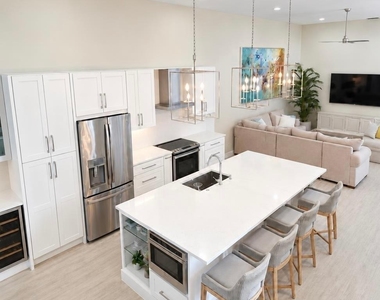 3387 Nw 53rd Circle - Photo Thumbnail 4