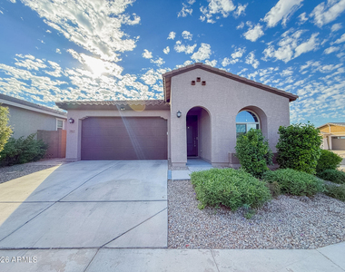 5912 S 26th Avenue - Photo Thumbnail 1