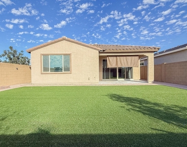 5912 S 26th Avenue - Photo Thumbnail 31
