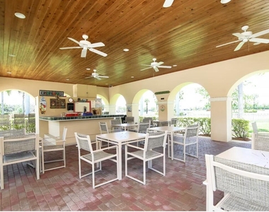 360 Nw Sunview Way - Photo Thumbnail 35
