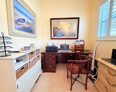 360 Nw Sunview Way - Photo Thumbnail 12