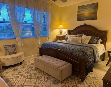 360 Nw Sunview Way - Photo Thumbnail 17