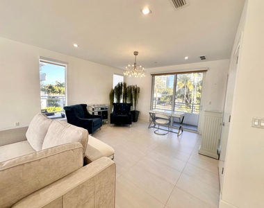 6000 N Ocean Drive - Photo Thumbnail 10