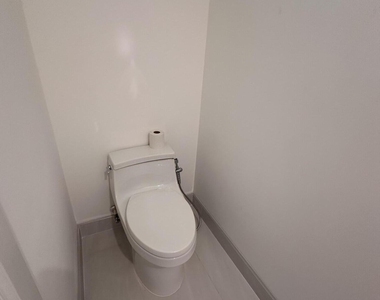 6000 N Ocean Drive - Photo Thumbnail 24