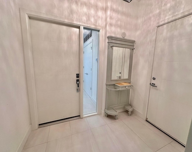 6000 N Ocean Drive - Photo Thumbnail 4
