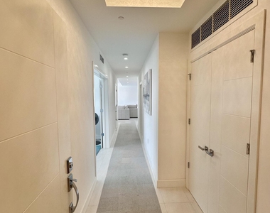 6000 N Ocean Drive - Photo Thumbnail 5