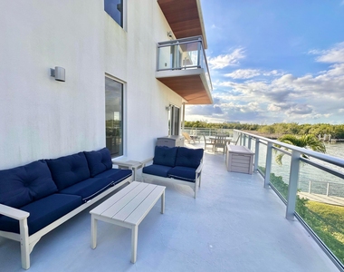 6000 N Ocean Drive - Photo Thumbnail 29