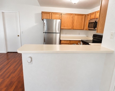 4114 E Union Hills Drive - Photo Thumbnail 5