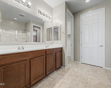 4418 W Federal Way - Photo Thumbnail 13