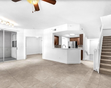 20889 Saint Andrews Boulevard - Photo Thumbnail 4