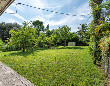 2726 Adams Street - Photo Thumbnail 14