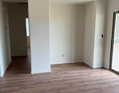 2501 W Lewis And Clark Trail - Photo Thumbnail 8