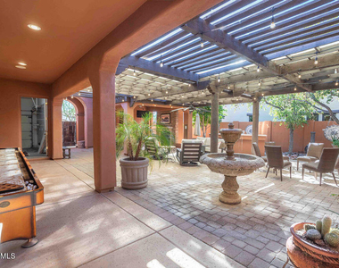 8024 E Windwood Lane - Photo Thumbnail 14