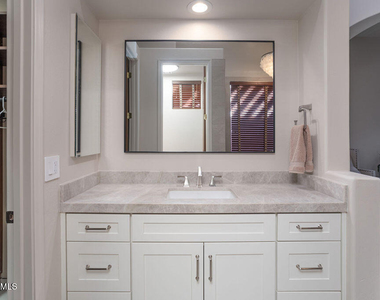 8024 E Windwood Lane - Photo Thumbnail 39