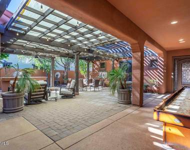 8024 E Windwood Lane - Photo Thumbnail 11