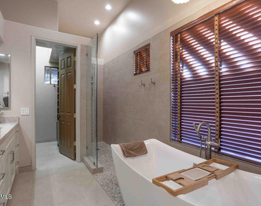 8024 E Windwood Lane - Photo Thumbnail 33