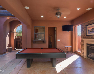 8024 E Windwood Lane - Photo Thumbnail 10