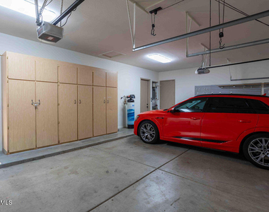 8024 E Windwood Lane - Photo Thumbnail 17