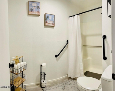 425 S Parkcrest Street - Photo Thumbnail 11