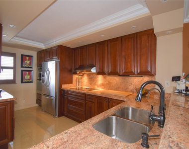 1012 N Ocean Boulevard - Photo Thumbnail 10