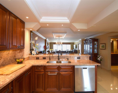 1012 N Ocean Boulevard - Photo Thumbnail 15