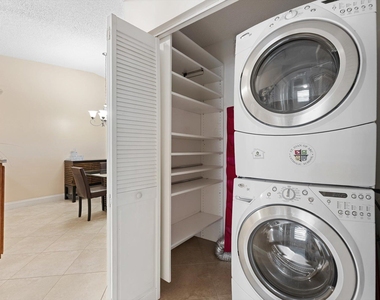 8959 Sunnywood Place - Photo Thumbnail 14