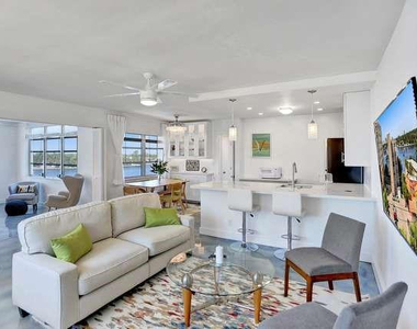 101 N Birch Road - Photo Thumbnail 12
