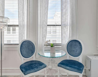 235 Sunrise Avenue - Photo Thumbnail 7