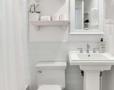 235 Sunrise Avenue - Photo Thumbnail 13